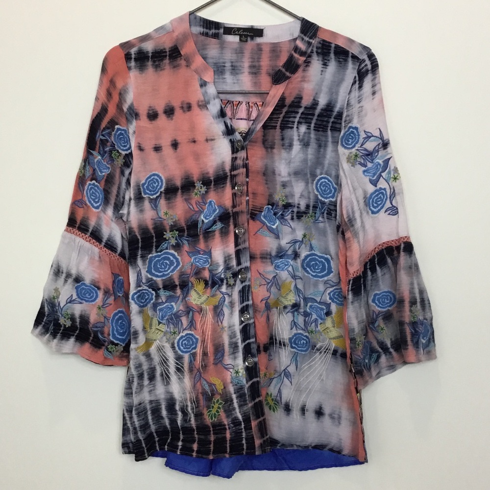 Calessa Coral & Blue Floral Button-Front Shirt size large